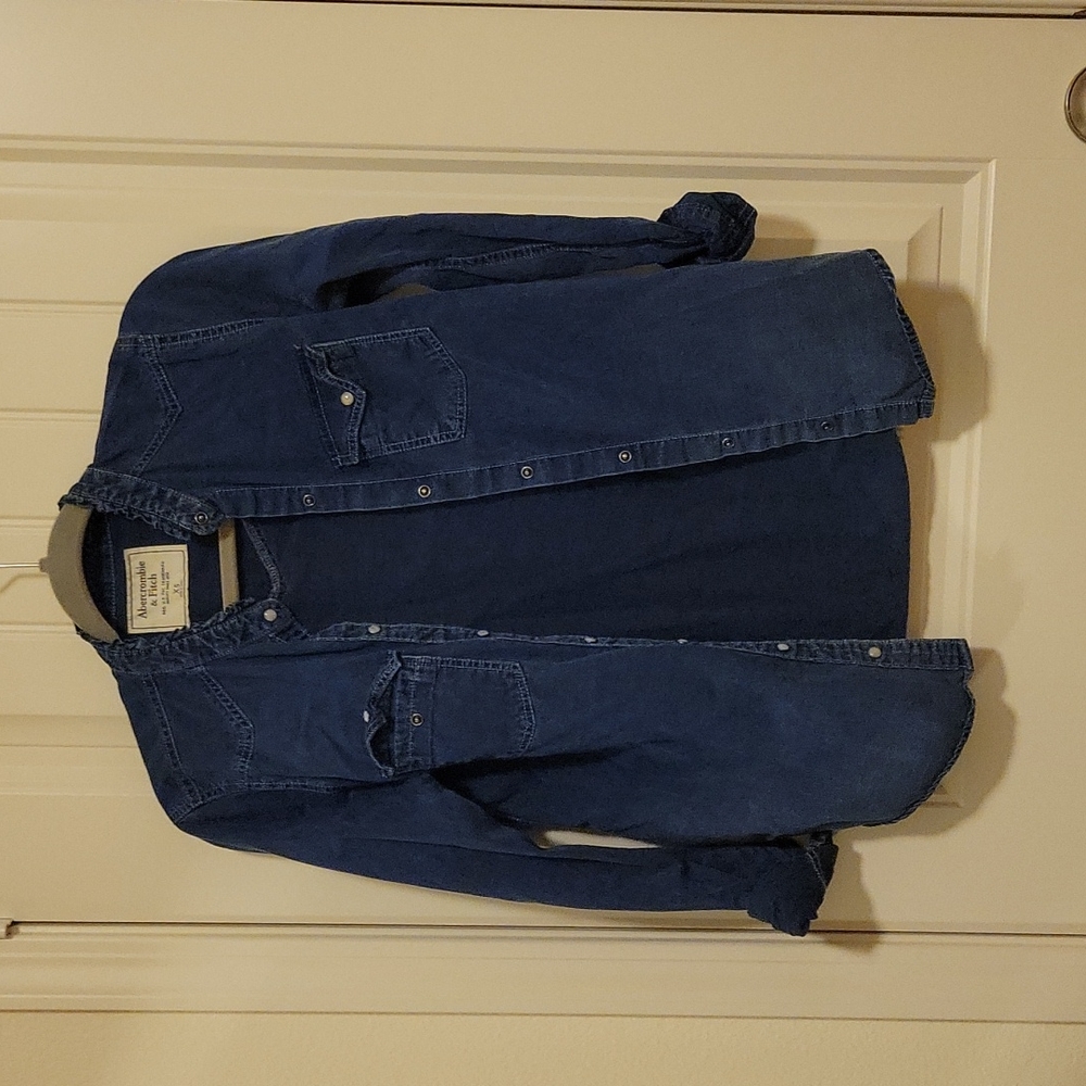 Abercrombie and Fitch Blue Jean shirt